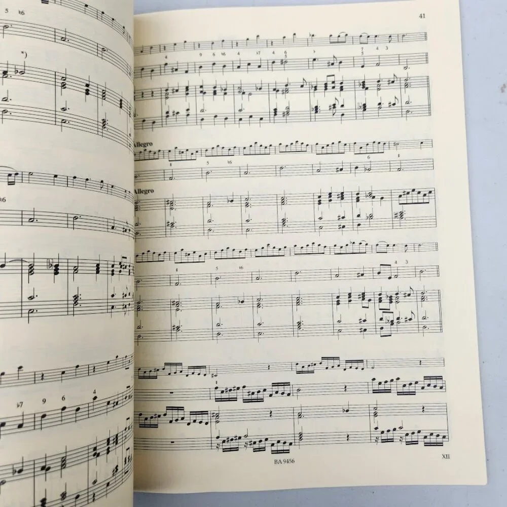 Twelve Sonatas for Violin and Basso Continuo Volume 2 urtext Arcangelo Corelli B